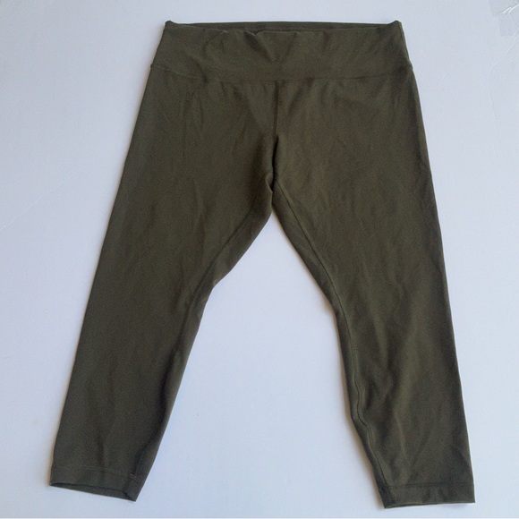 Lululemon Leggings Size 20 Olive Green Athleisure Gym Cropped LW5CQDS Yoga NWOT - Picture 4 of 10